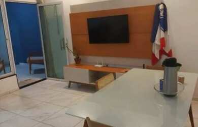 Imagem: A casa possui 2 Dormitórios e 1 Banheiro e está localizado