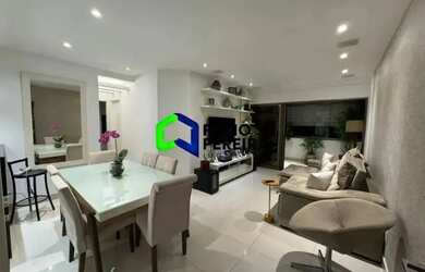 Imagem: O apartamento possui 2 Dormitórios, 2 Banheiros, 2 Vagas na