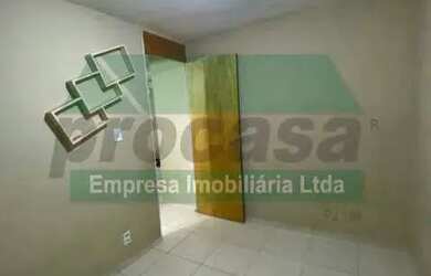 Imagem: O apartamento possui 2 Dormitórios, 1 Banheiro, 2 Vagas na