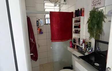 Imagem: O apartamento possui 2 Dormitórios, 1 Banheiro e está localizado