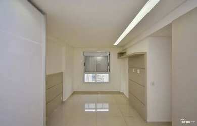 Imagem 2: Apartamento Residencial. Piscina, Churrasqueira, Varandae130m² de Área