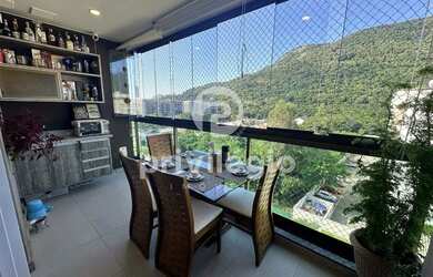 Imagem: O apartamento na cobertura possui 3 Dormitórios, 1 Banheiro