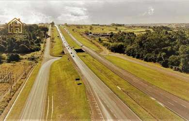 Imagem: O terreno possui 98600m² de Área e está localizado em Vila