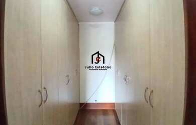 Imagem 14: Sobrado com 4 suítes no Condomínio Colonial Village em Pindamonhangaba