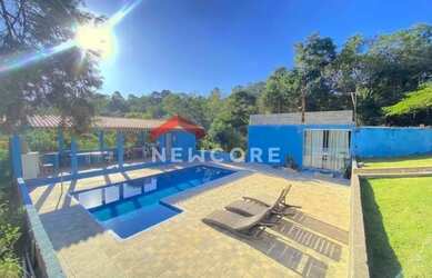 Imagem: A fazenda possui 2600m² de Área e está localizado em Pinheirinho