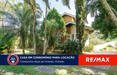 Imagem: A casa em condomínio possui 3 Dormitórios, 4 Banheiros, 325m²