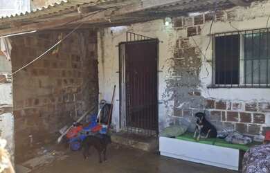 Imagem: A casa possui 1 Dormitório, 1 Banheiro e está localizado