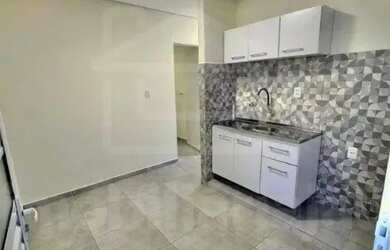 Imagem: A casa possui 2 Dormitórios, 1 Banheiro, 2 Vagas na garagem