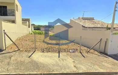 Imagem: O terreno possui 300m² de Área e está localizado em Jardim