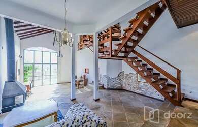 Imagem 9: Imóvel na Dr. Pitrez com 4 dormitórios e 329m²