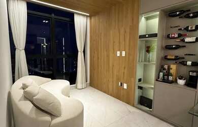 Imagem: O apartamento possui 1 Dormitório, 1 Banheiro, 1 Vaga na garagem