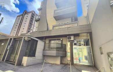 Imagem: O apartamento possui 4 Dormitórios, 4 Banheiros, 1 Vaga na