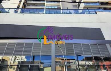 Imagem: O depósito para alugar possui 5 Vagas na garagem e 400m² de