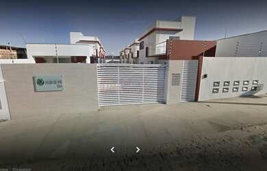 Imagem: A casa em condomínio à venda possui 2 Dormitórios, 2 Banheiros