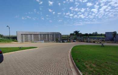 Imagem: O terreno possui 1500m² de Área e está localizado em Jardim