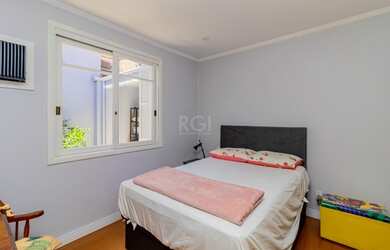 Imagem 15: Casa em Vila Ipiranga. Lareira, 2 Vagas na garageme3 Dormitórios