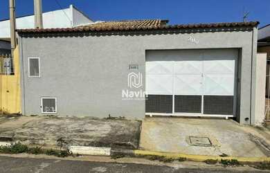 Imagem: A casa possui 4 Dormitórios, 2 Banheiros, 2 Vagas na garagem