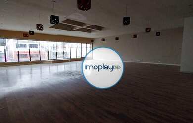 Imagem 10: Ponto comercial com 525m² vão livre, cozinha, 02 banheiros e 05 vagas...