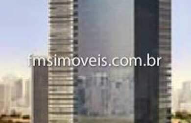 Imagem: O depósito possui 5 Vagas na garagem, 494m² de Área e está