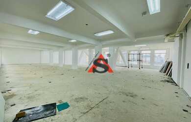 Imagem: O depósito possui 470m² de Área e está localizado em Centro