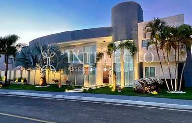 Imagem: A casa em condomínio possui 4 Dormitórios, 5 Banheiros, 4