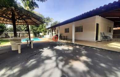 Imagem: A chácara possui 100m² de Área e está localizado em Loteamento