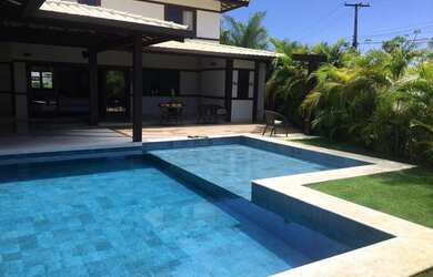 Imagem: A casa possui 5 Dormitórios, 4 Banheiros, 230m² de Área e