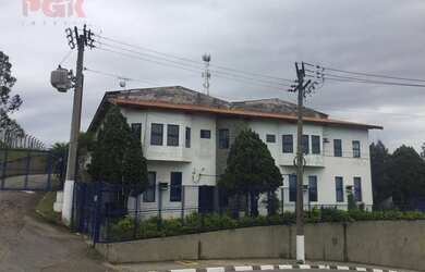 Imagem: O depósito possui 2.100m² de Área e está localizado em