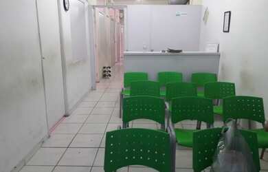 Imagem: O depósito possui 1 Vaga na garagem, 160m² de Área e está