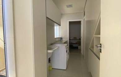 Imagem 6: Excelente sobrado no condomínio Village Karaíba