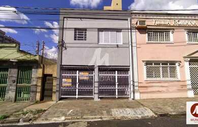 Imagem: O depósito possui 2 Vagas na garagem, 171m² de Área e está