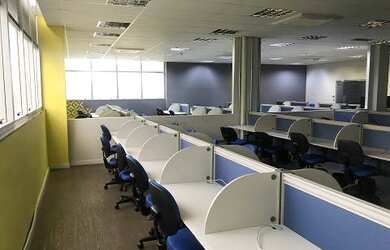 Imagem: O depósito possui 5 Vagas na garagem, 300m² de Área, Imóvel