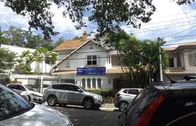 Imagem 1: Sobrado para aluguel e venda tem 214 metros quadrados - Jardim Paulista