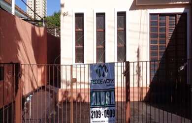 Imagem: A casa possui 2 Dormitórios, 1 Banheiro, 78m² de Área e