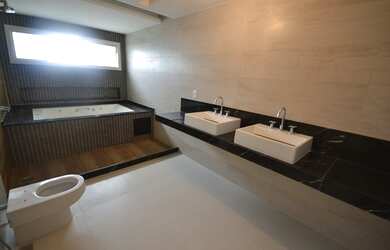 Imagem 1: CASA - BARRA DA TIJUCA - PRAIA - CONDOMINIO JARDIM MARAPENDI - ESPETACULAR - R$ 9.800.000