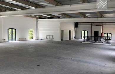 Imagem 3: Loja para alugar, 380 m² por R$ 13.000 - Aldeia da Serra - Santana de...