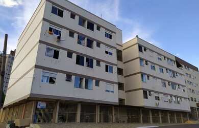 Imagem: O apartamento possui 1 Dormitório, 1 Banheiro, 1 Vaga na garagem