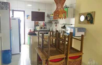 Imagem: A casa possui 2 Dormitórios, 1 Banheiro e está localizado