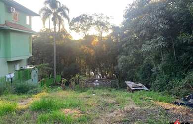 Imagem: O terreno possui 360m² de Área e está localizado em Nova