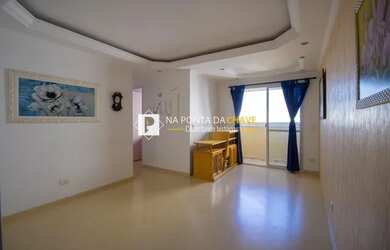 Imagem: O apartamento possui 3 Dormitórios, 1 Banheiro, 2 Vagas na