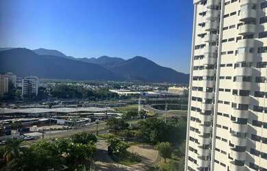 Imagem: O apartamento possui 2 Dormitórios, 2 Banheiros, 1 Vaga na