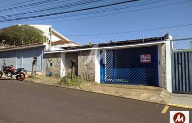 Imagem: O depósito possui 3 Vagas na garagem, 162m² de Área, Imóvel