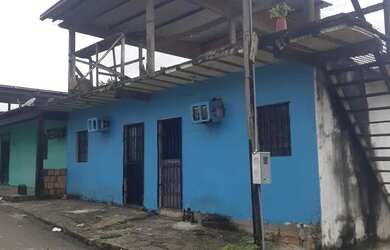 Imagem: A casa possui 2 Dormitórios, 2 Banheiros e está localizado