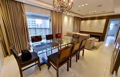 Imagem: O apartamento possui 3 Dormitórios, 2 Banheiros, 5 Vagas na