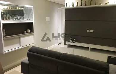 Imagem: O apartamento possui 3 Dormitórios, 1 Banheiro, 1 Vaga na garagem