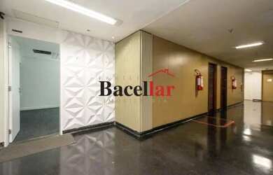 Imagem: O depósito possui 191m² de Área e está localizado em Centro