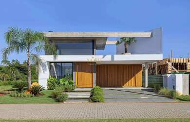 Imagem: A casa em condomínio possui 3 Dormitórios, 5 Banheiros, 2