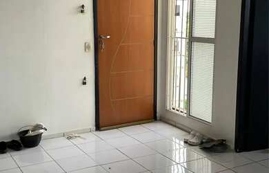 Imagem: O apartamento possui 2 Dormitórios, 1 Banheiro, 5 Vagas na