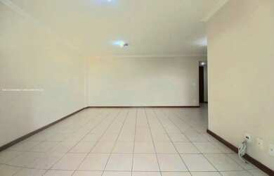 Imagem 9: Apartamento para Venda em Nova Iguaçu, Centro, 3 dormitórios, 1 suíte,...