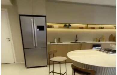 Imagem: O apartamento possui 3 Dormitórios, 4 Banheiros, 2 Vagas na